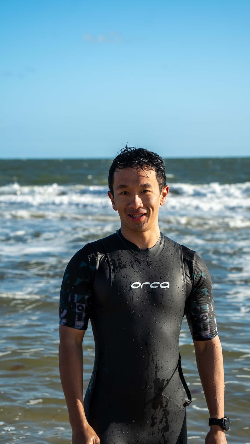 Club president Sihong Wu